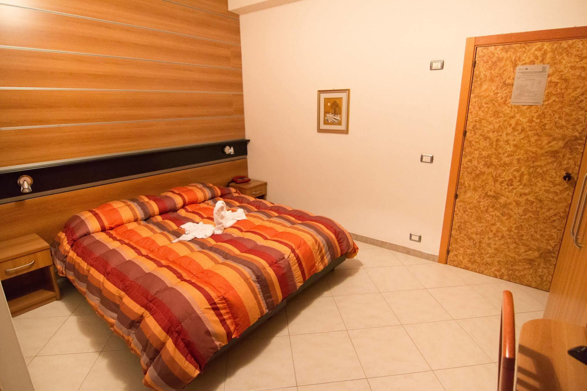 Hotel Murgia Santeramo in Colle Zewnętrze zdjęcie